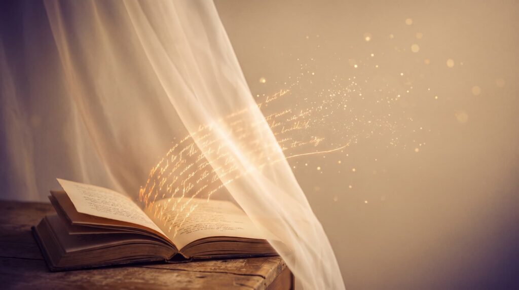 Livro antigo aberto com versos manuscritos de luz dourada subindo das páginas e atravessando um véu translúcido, continuando do outro lado como partículas luminosas